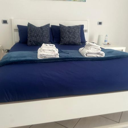 Suite 84 Holiday Home サレルノ エクステリア 写真