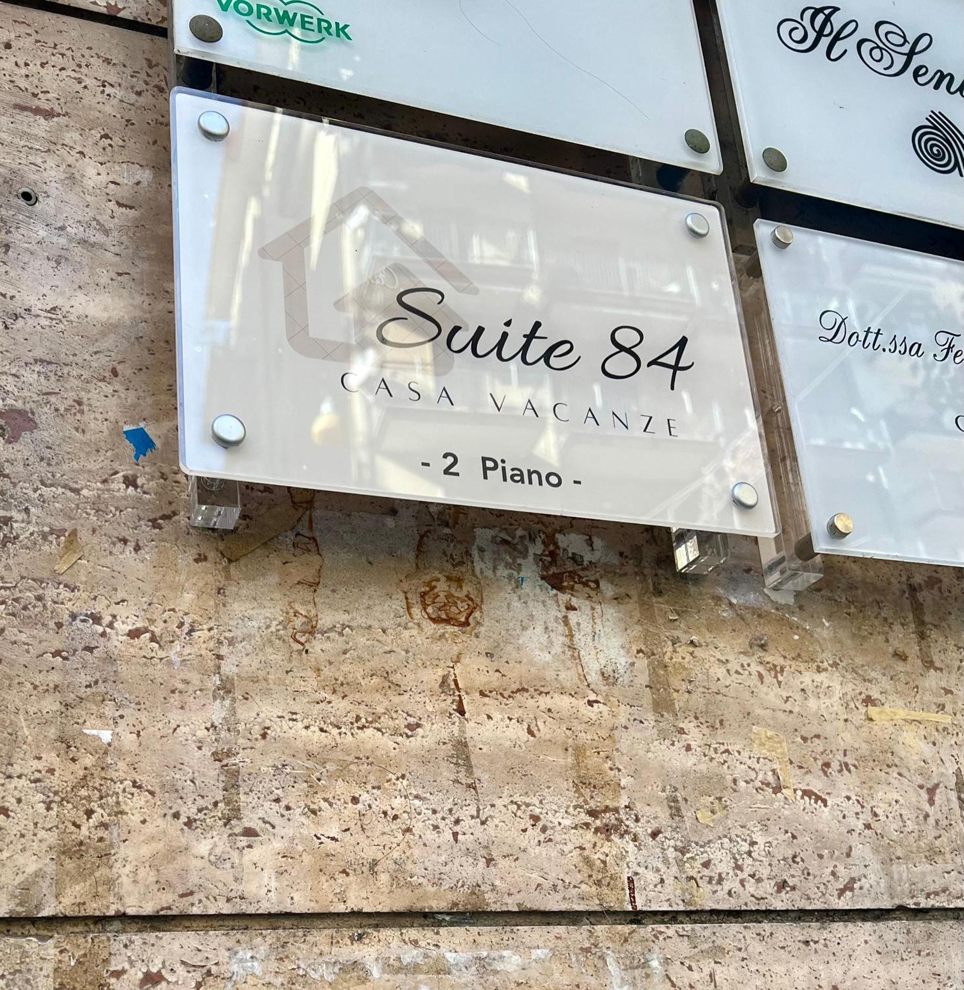 Suite 84 Holiday Home サレルノ エクステリア 写真